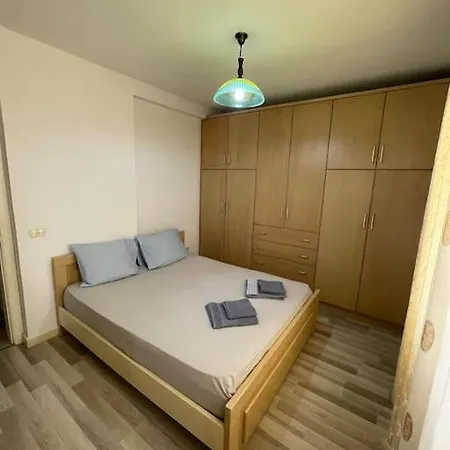 Apartment Albos *